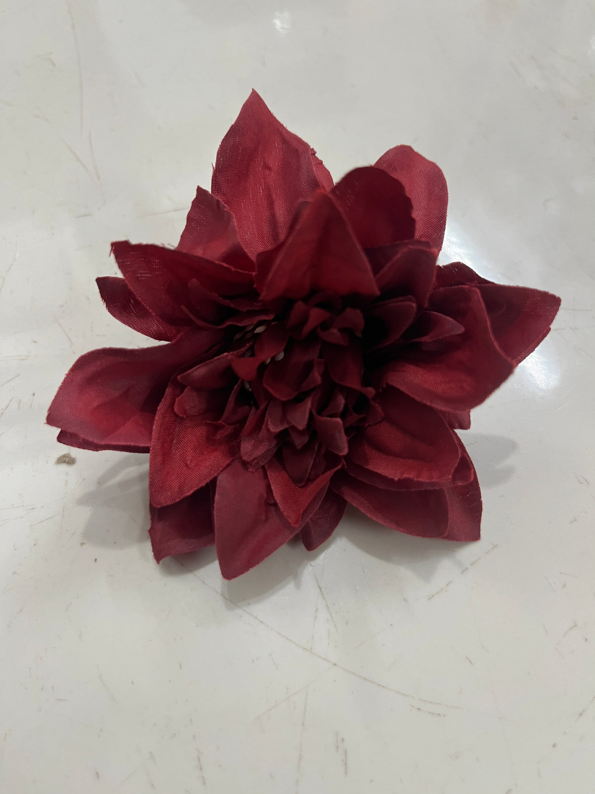 Artificial flowers red