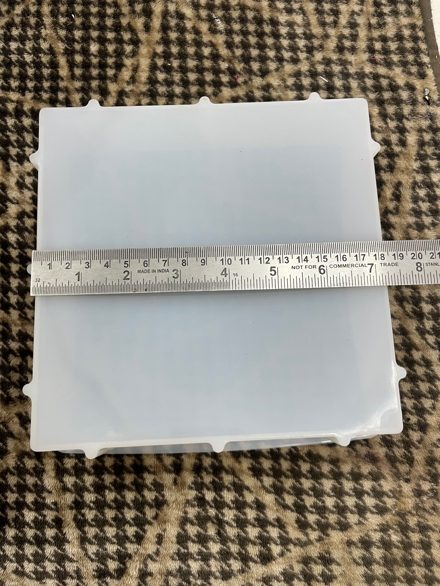 Deep square mould
