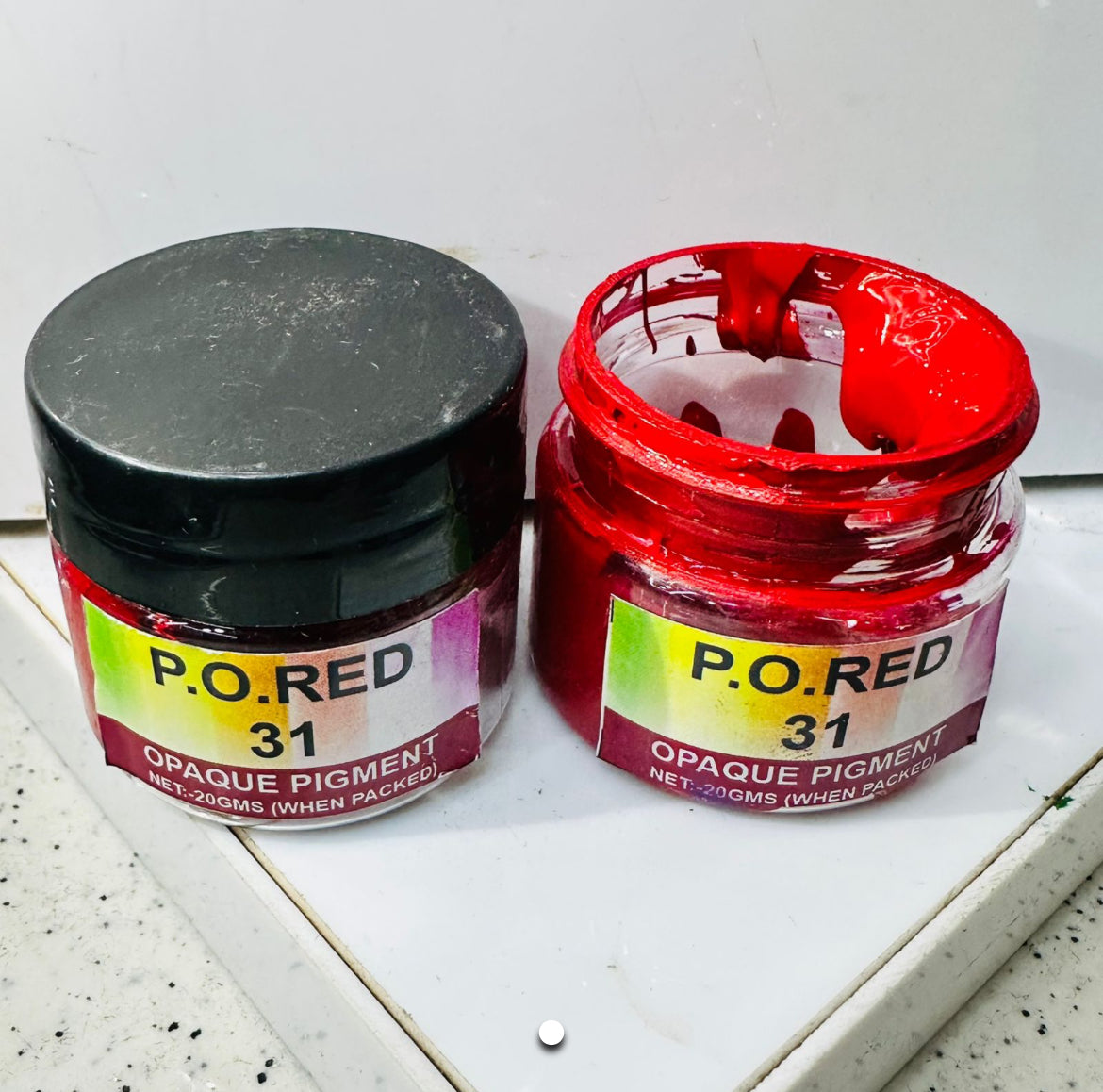 P.o. Red opaque pigment (20 gram)
