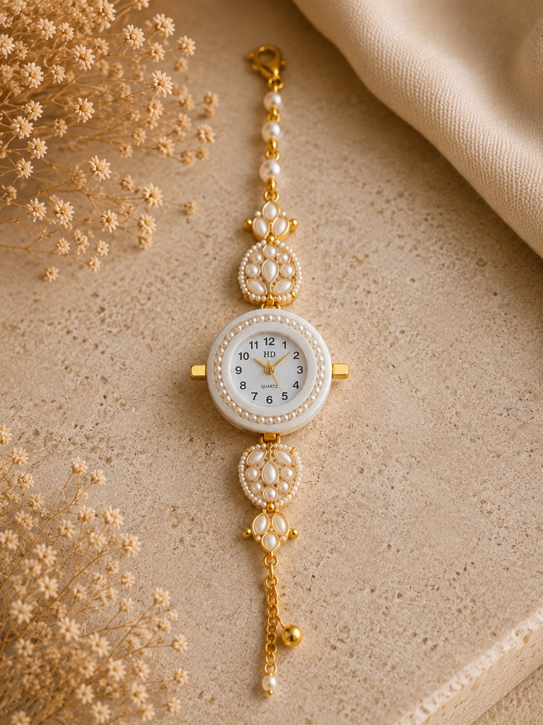 Round clock Model