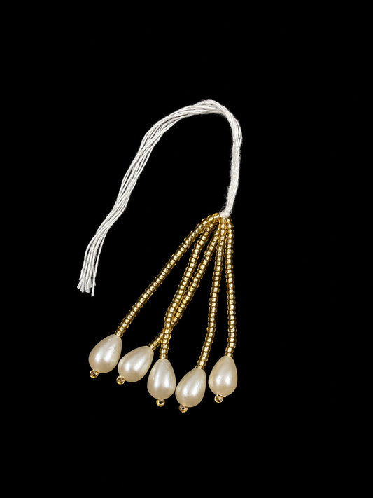Car hanging (latkan lumka)