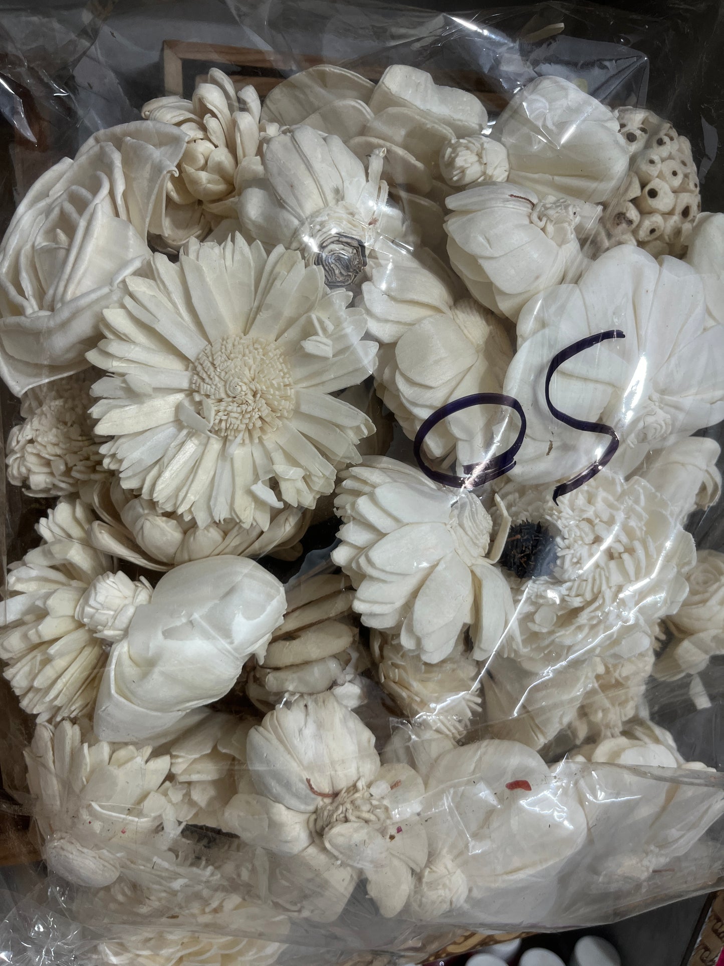 Sola wood random white flower