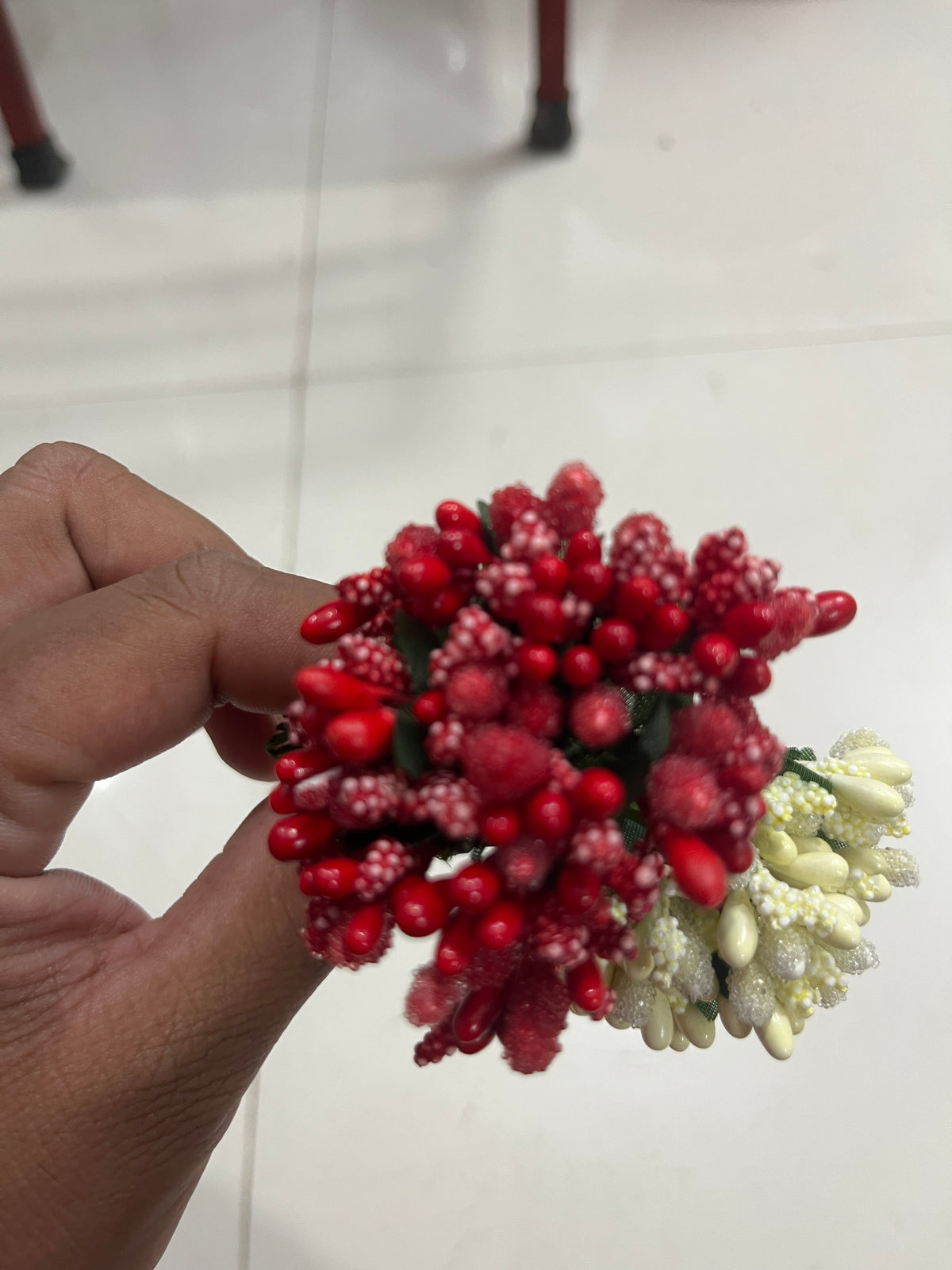 Pollon whit &red