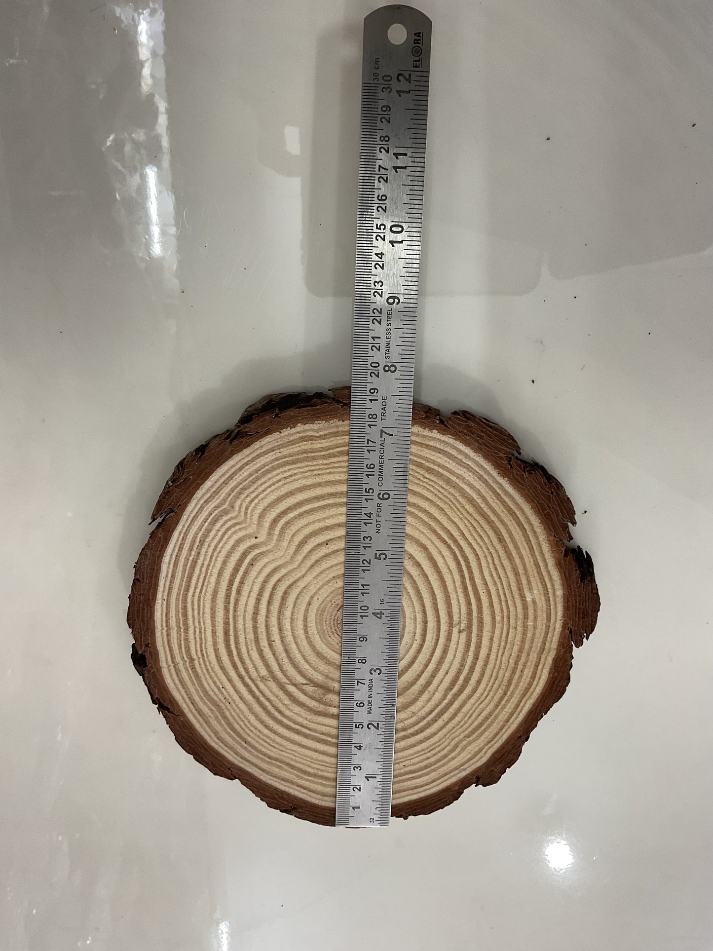 Saag wooden cutout (8 inch)