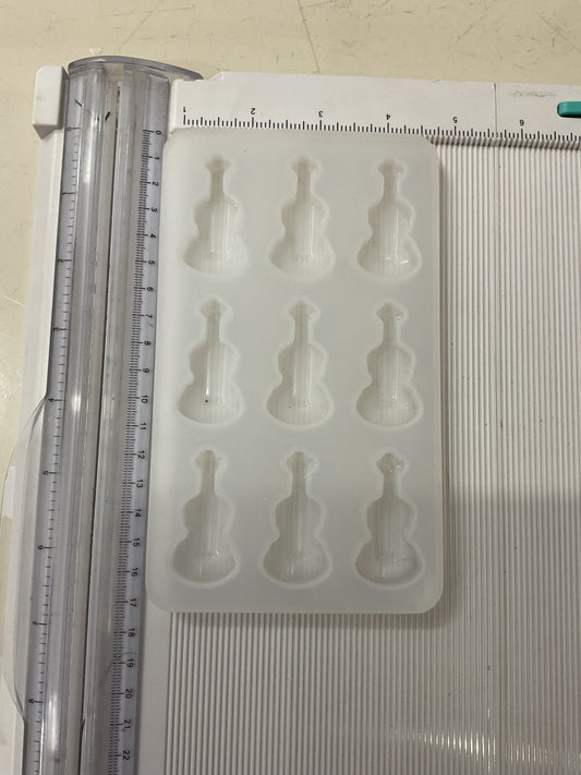 9 cavity guitar keychain mould