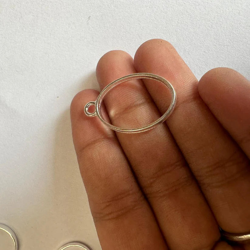 Mini bezel oval silver