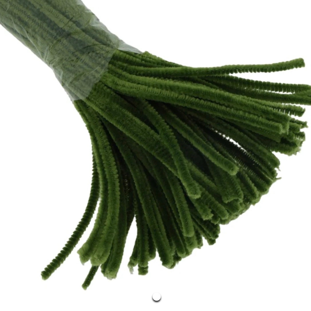 Mehendi pipe cleaner