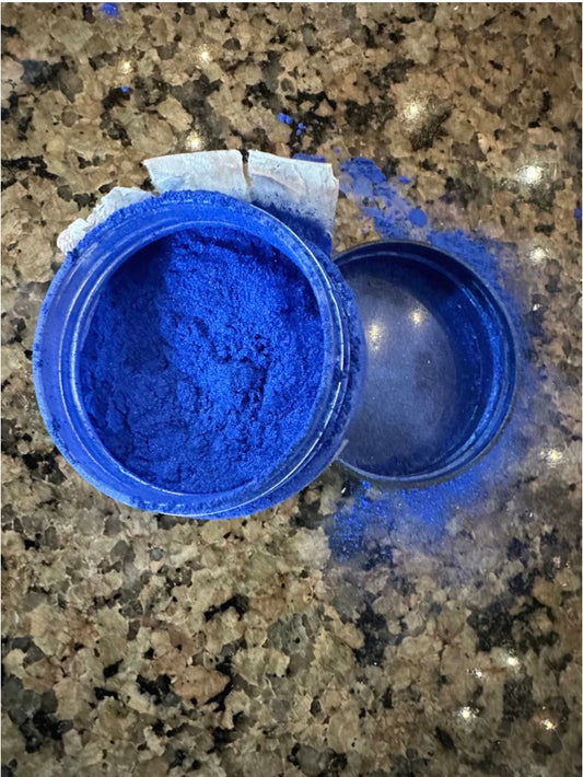 Dark blue pearl pigment
