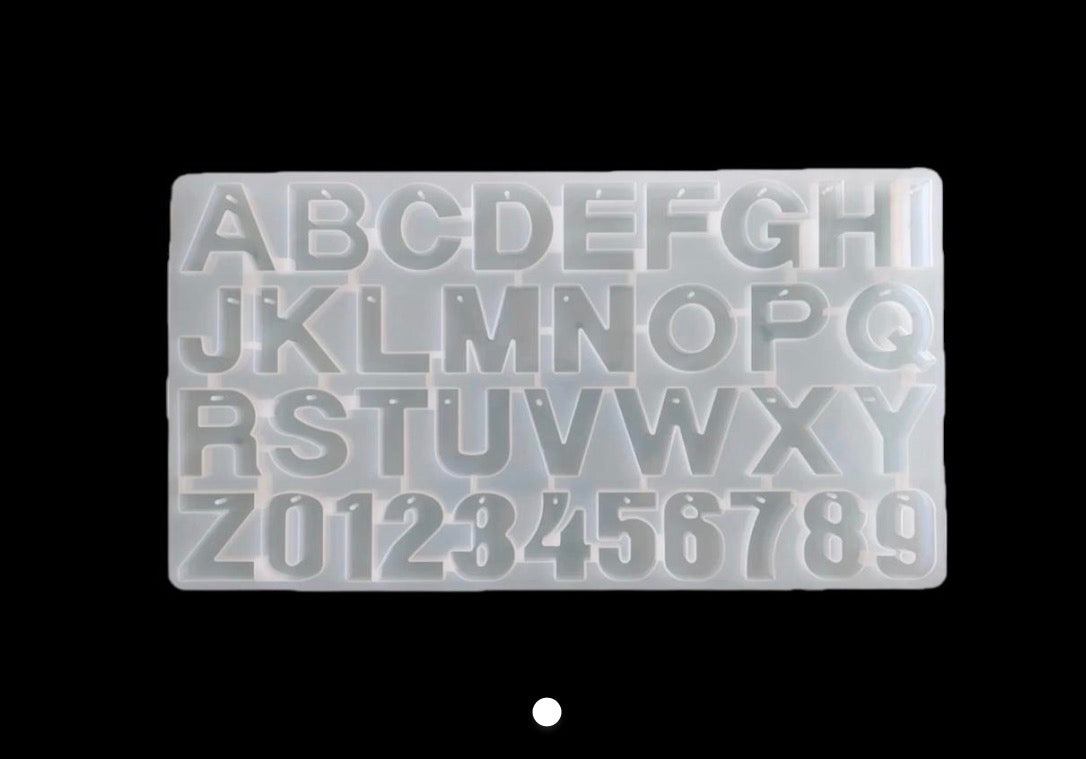 Alphabet mould with out hole