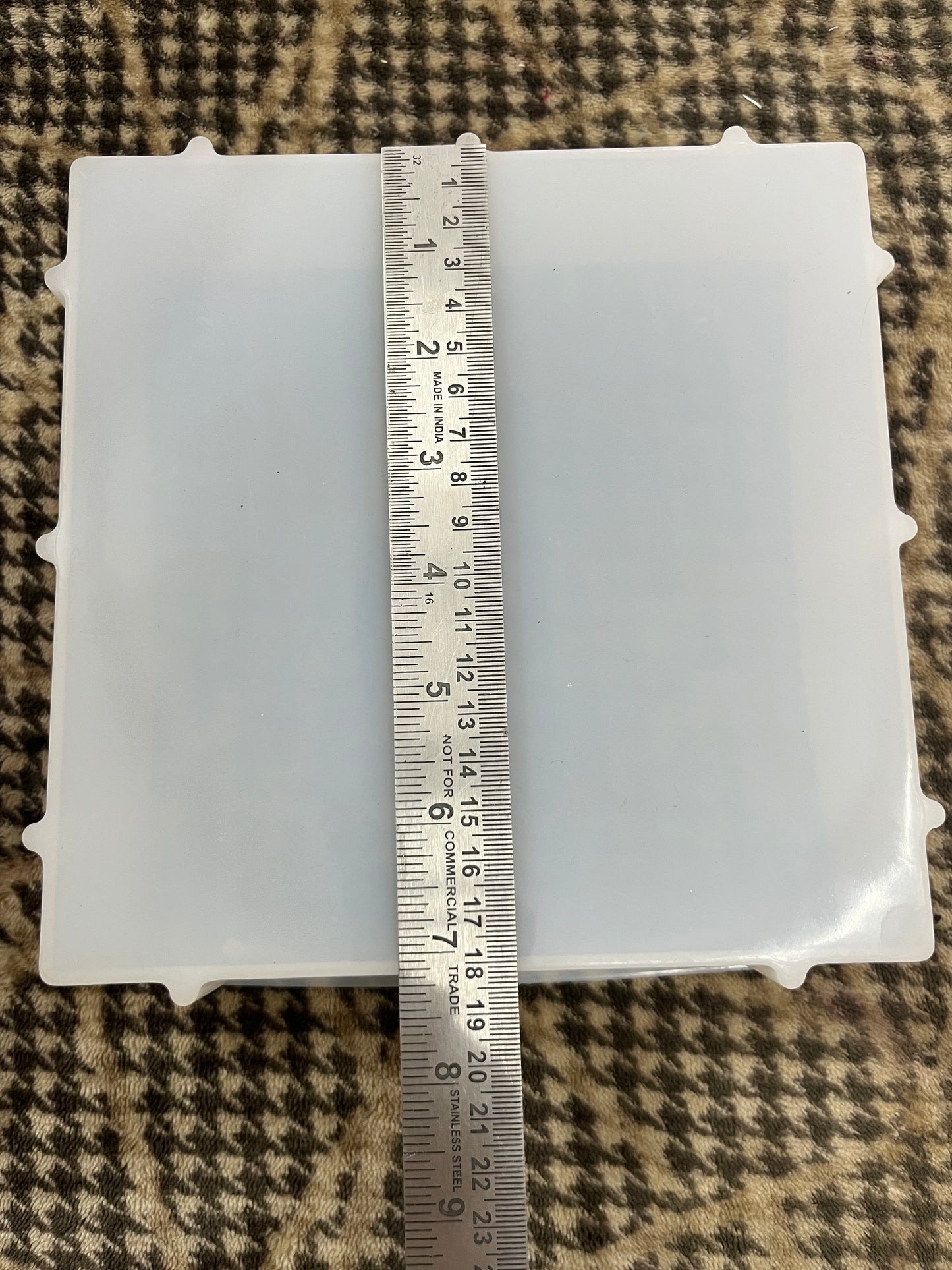 Deep square mould