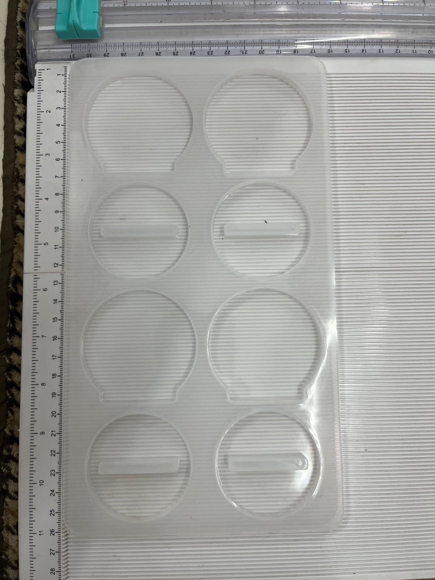 Round Frame With Stand mould