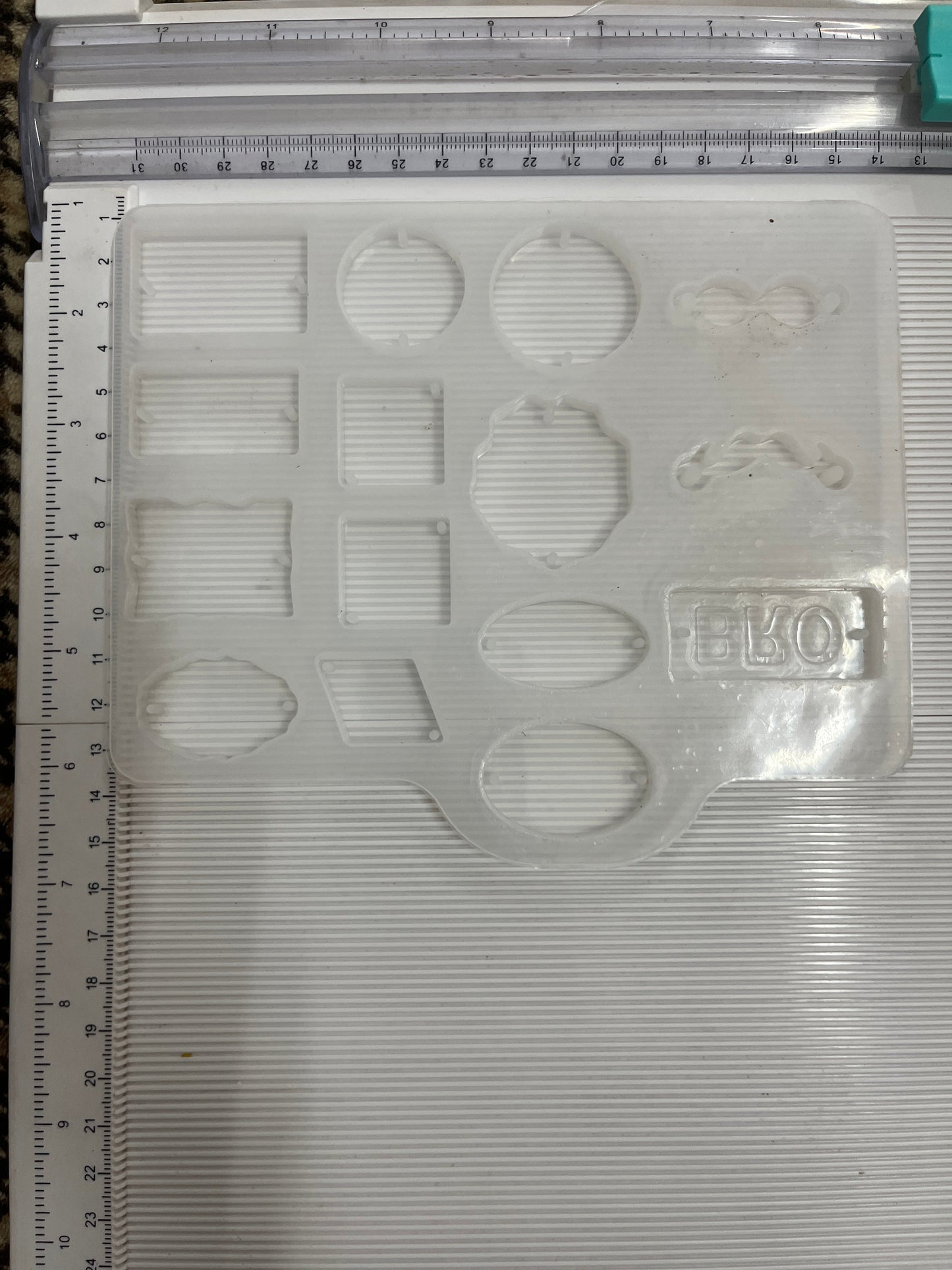 Rakhi mould