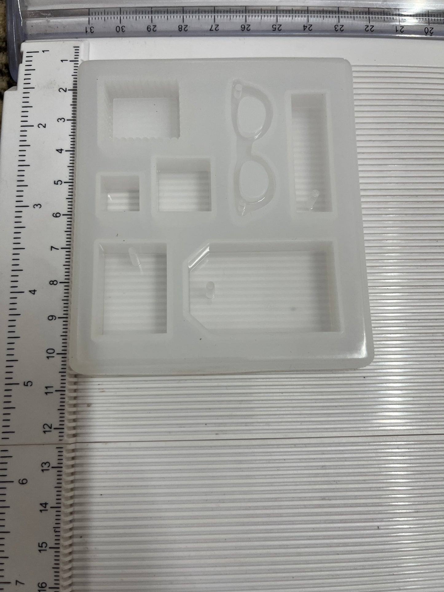 Keychain mould