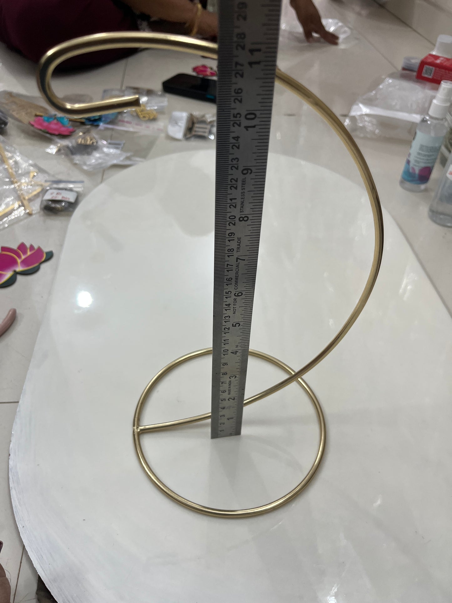 Clock hanging Stand