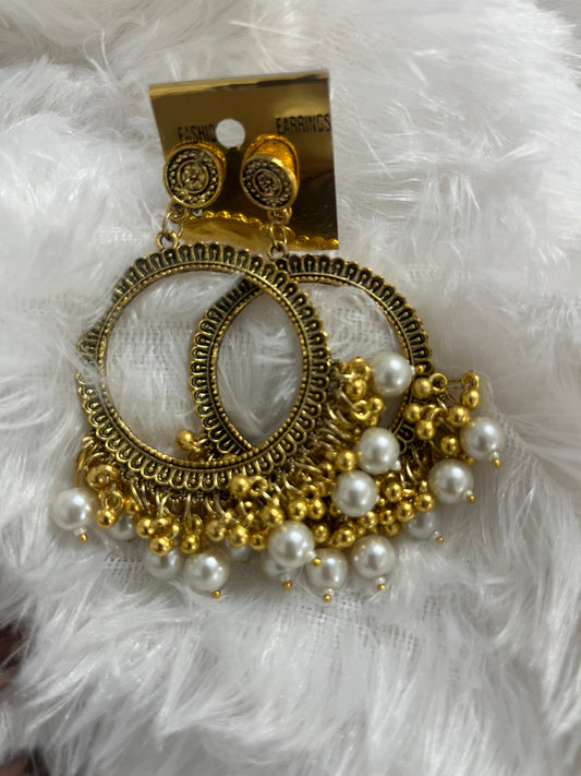 Round  jumka with white Moti (golden)