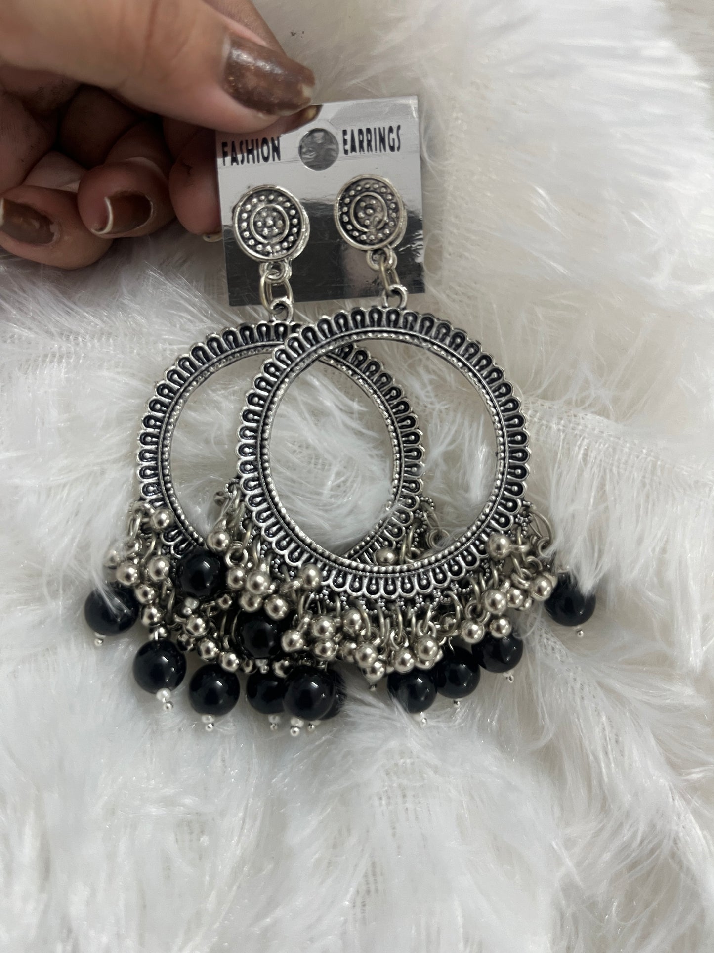 Round jumka with black Moti (silver)