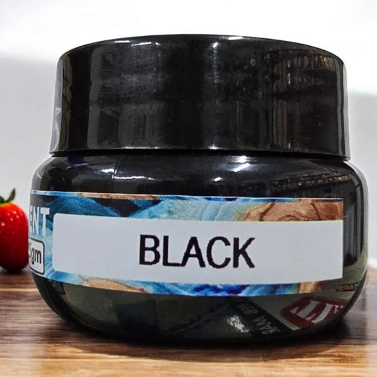 Black opaque pigment