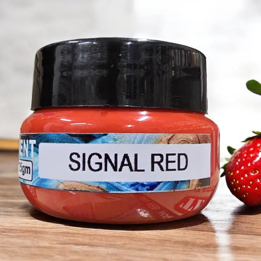Signal red opaque pigment