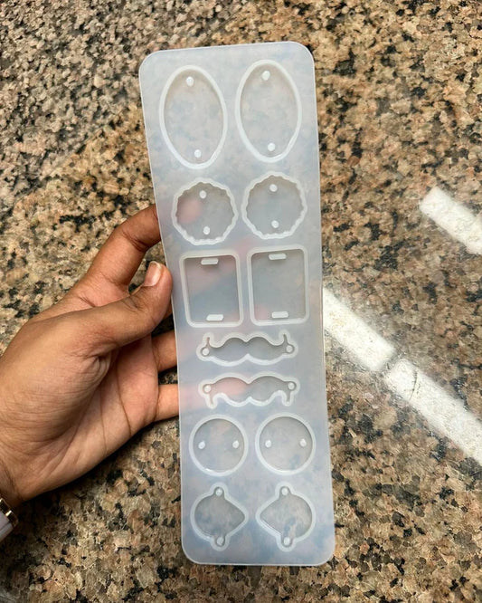 Rakhi Mould M