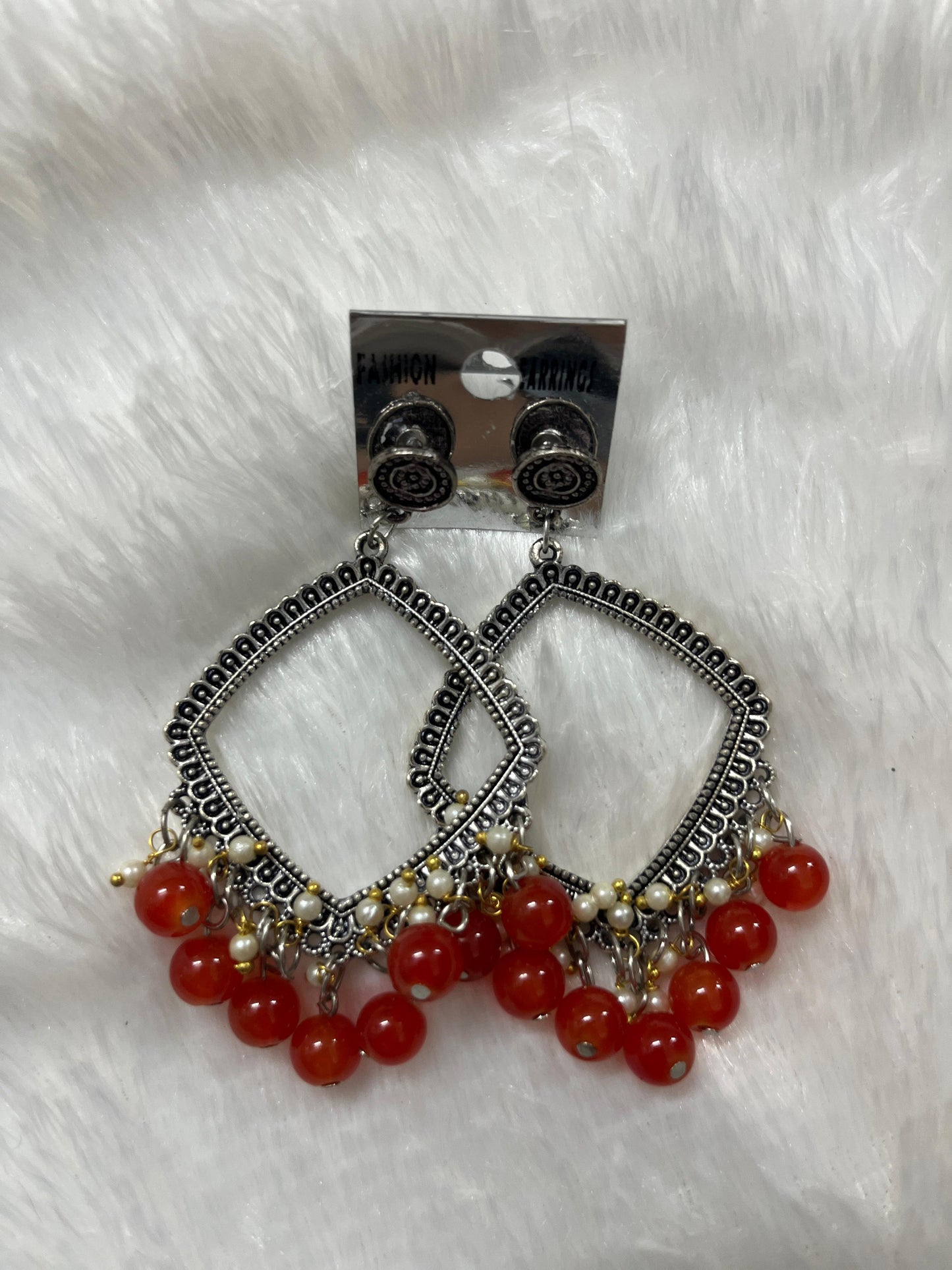 Rhombus Jhumka Earring - Red moti