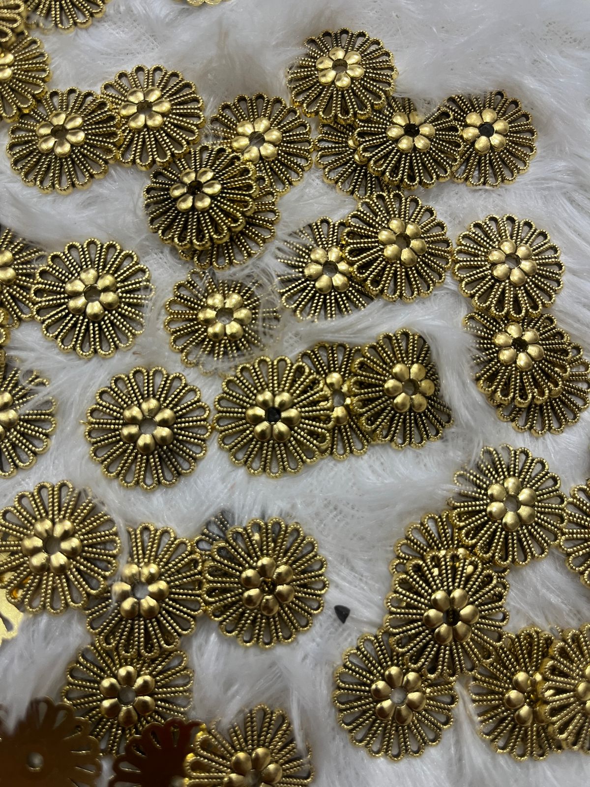 Kundan patch D (1 pis)