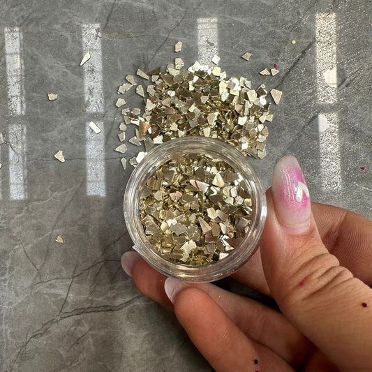 Glass chips light gold