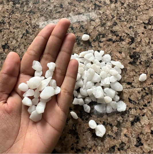 White opal agate stones